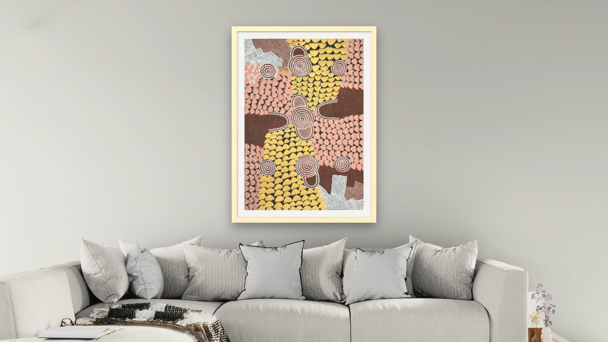 Untitled by Billy Stockman Tjapaltjarri, shown at 28 × 42 in (71.1 × 106.7 cm) in Arber Natural, living