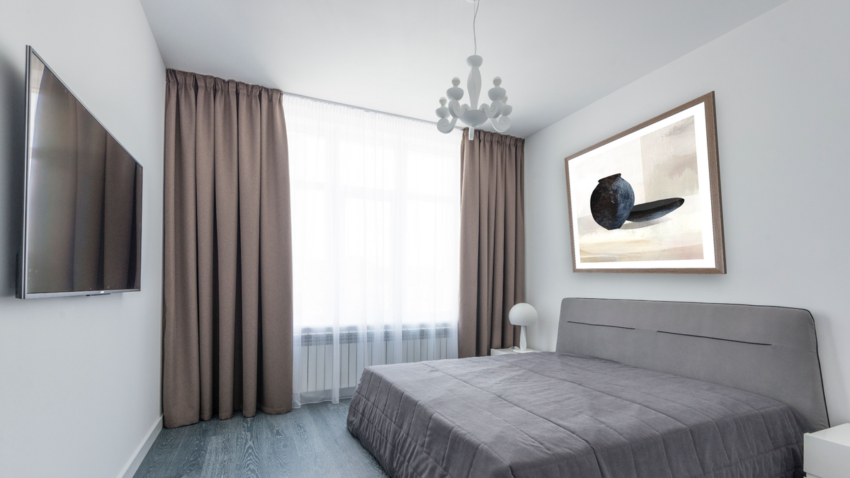 Vase and Plate by Dan Hobday, shown at 32 × 32 in (81.3 × 81.3 cm) in Arber Light Walnut, bedroom