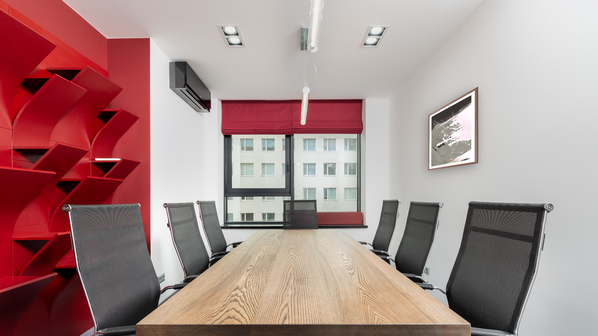 Rested 1 by Dan Hobday, shown at 30 × 42 in (76.2 × 106.7 cm) in Arber Light Walnut, office
