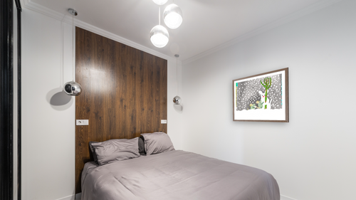 A Busy Year II by Leo Lionni, shown at 29 × 32 in (73.7 × 81.3 cm) in Arber Light Walnut, bedroom [arteriel-render:v6:room_a:29x32@73,47]