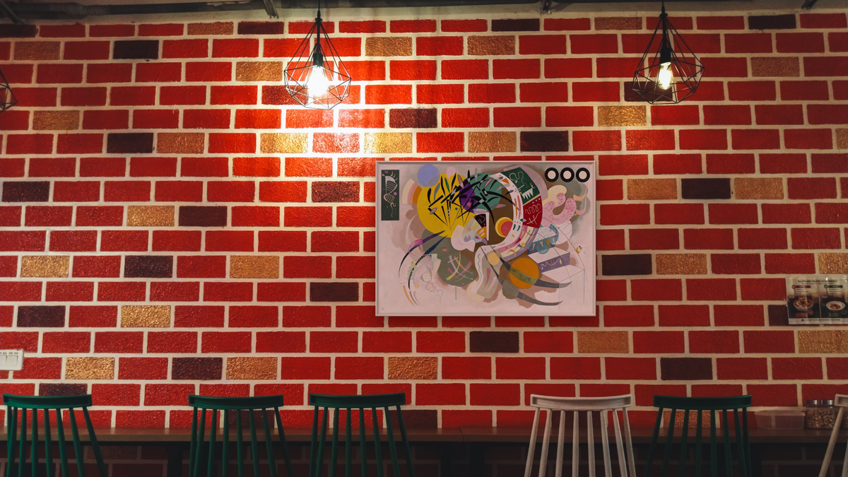 Dominant Curve, shown at 28 × 42 in (71.1 × 106.7 cm) on canvas in Ramino Opaque White, restaurant