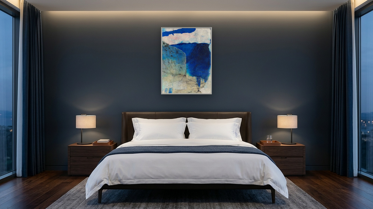 No. 18 by Michelle Oppenheimer, shown at 30 × 40 in (76.2 × 101.6 cm) on canvas in Ramino Opaque White, hotel guest room