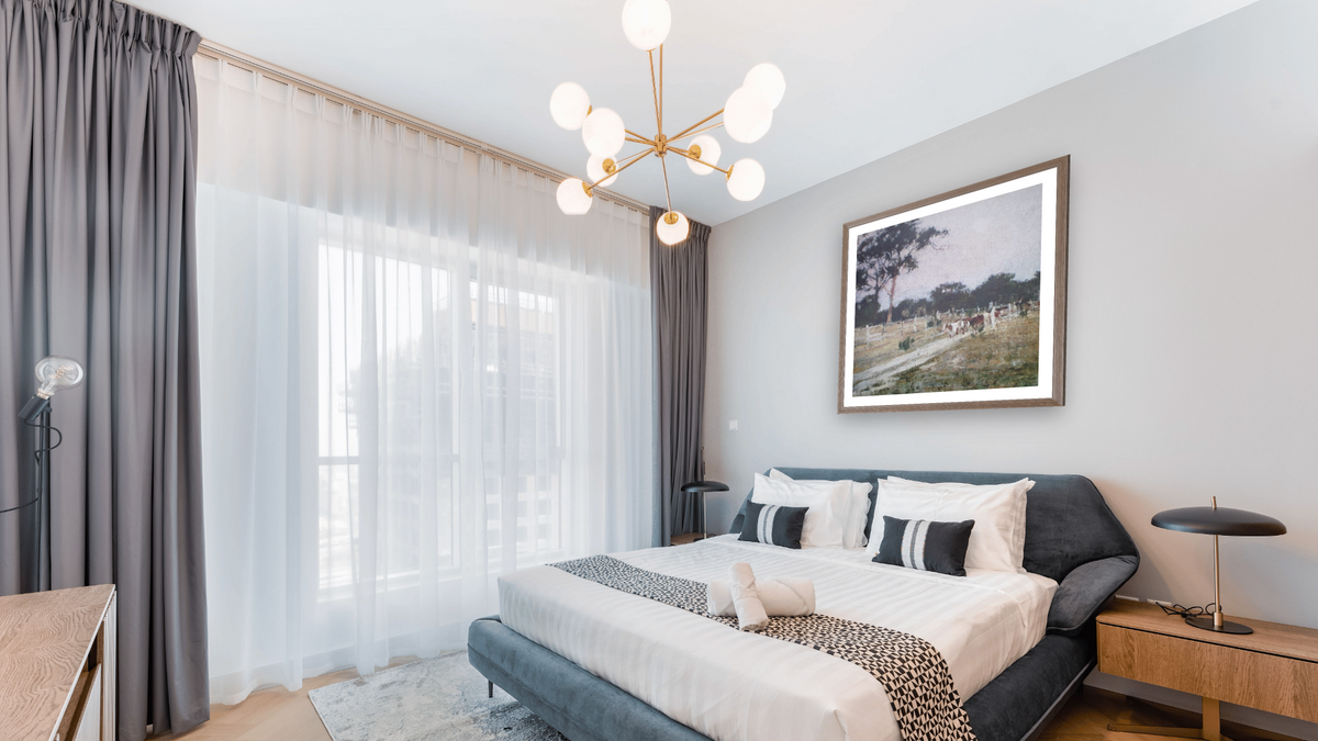 Evening Templestowe, shown at 32 × 32 in (81.3 × 81.3 cm) in Arber Light Walnut, hotel guest room